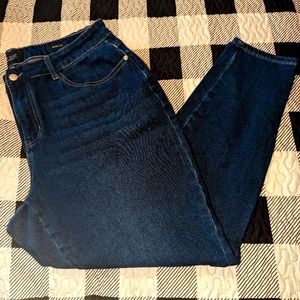 Judy Blues - skinny fit - size 20W